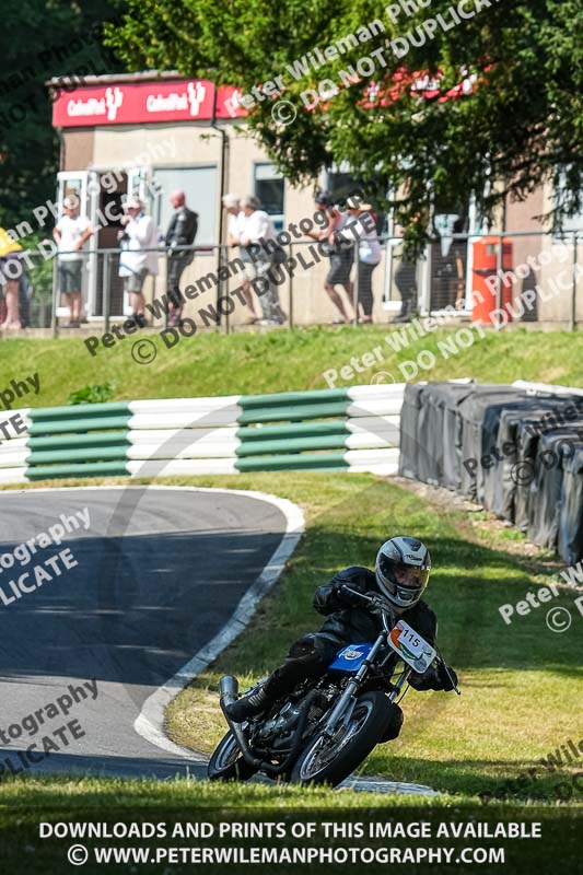 cadwell park;cadwell park photographs;cadwell trackday photographs;enduro digital images;event digital images;eventdigitalimages;peter wileman photography;racing digital images;trackday digital images;trackday photos